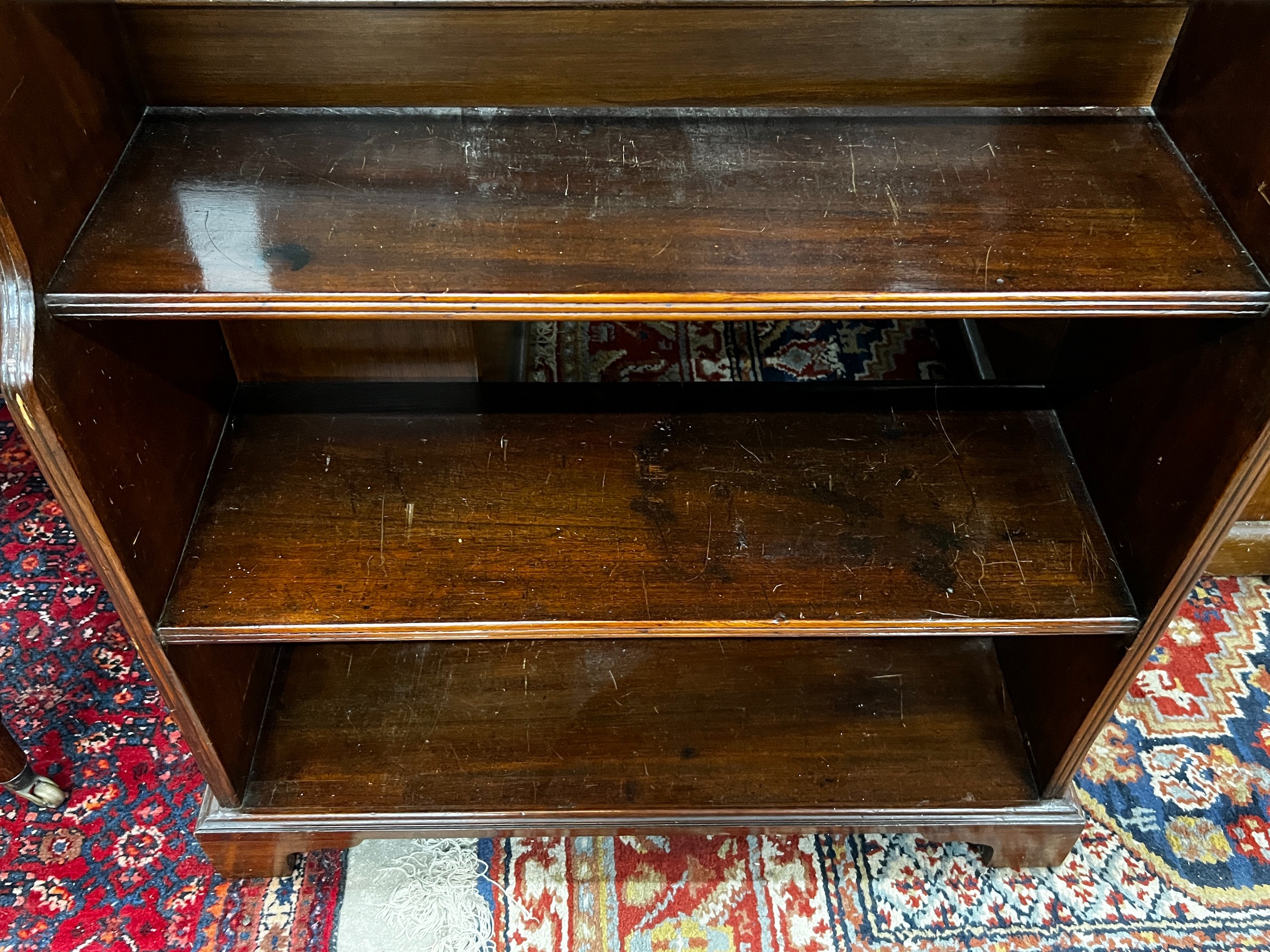 A 19th century mahogany graduated open bookcase, length 82cm, depth 31cm, height 152cm